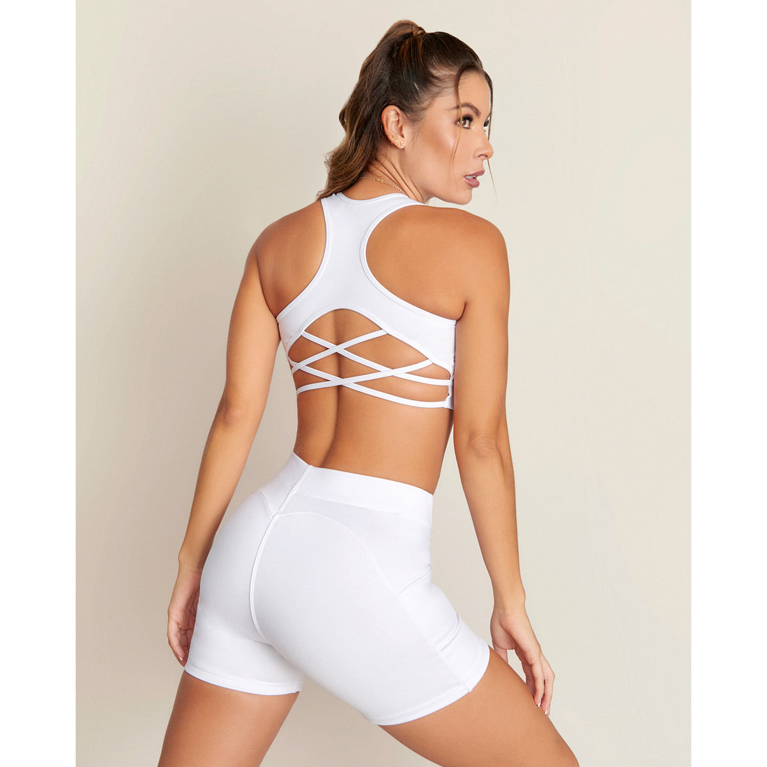 Top Cosmico (Blanco) + Short boreal (Blanco)