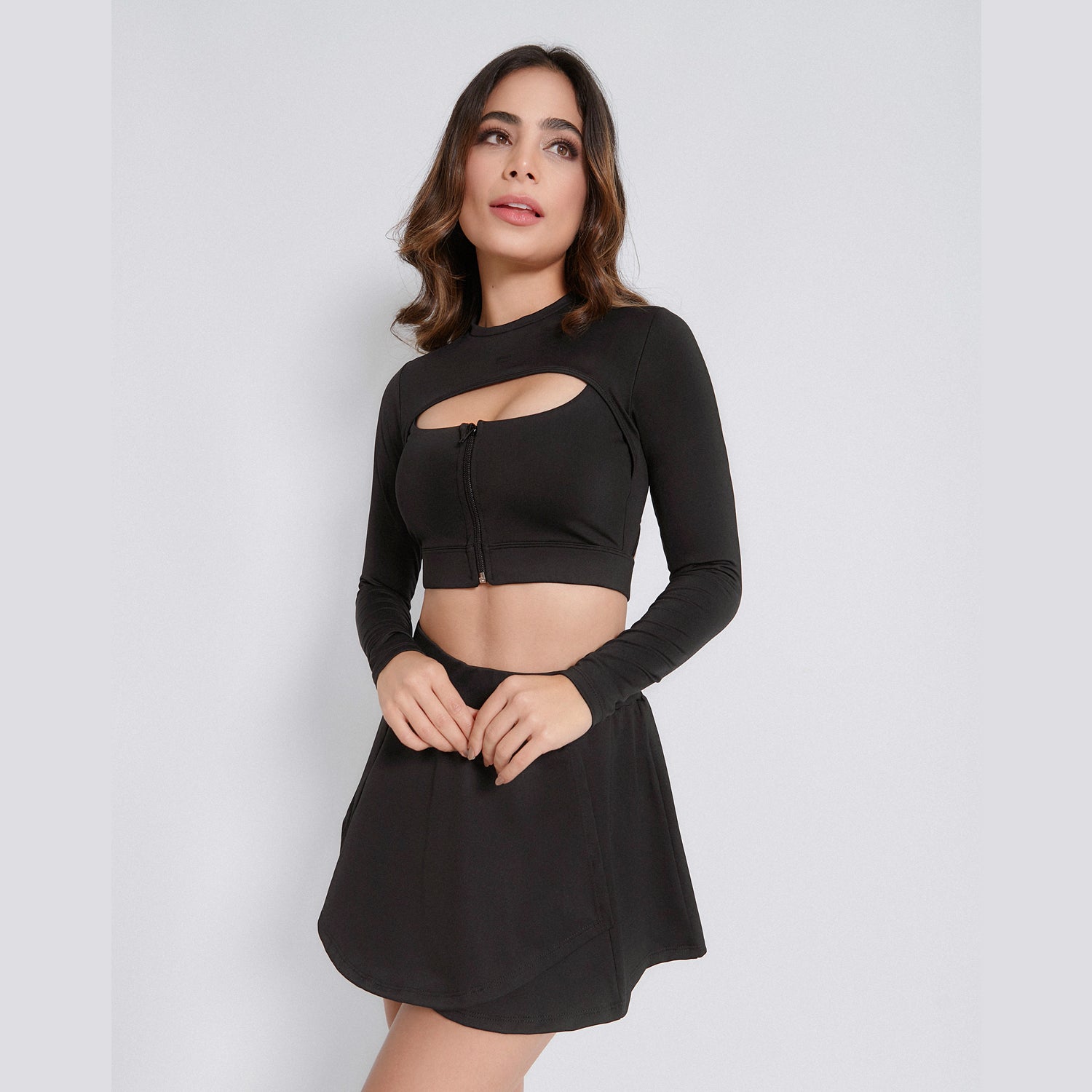 Croptop ML renacer + Falda short renacer